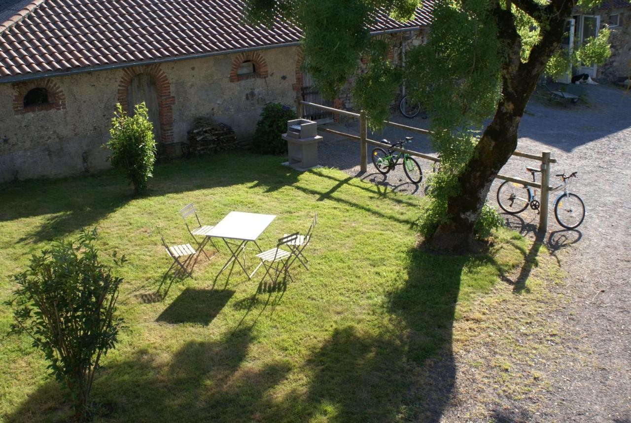 Le Logis Des Chons A La Campagne A Saint Hilaire Du Bois - Lys Haut Layon Le Plessis  Екстер'єр фото